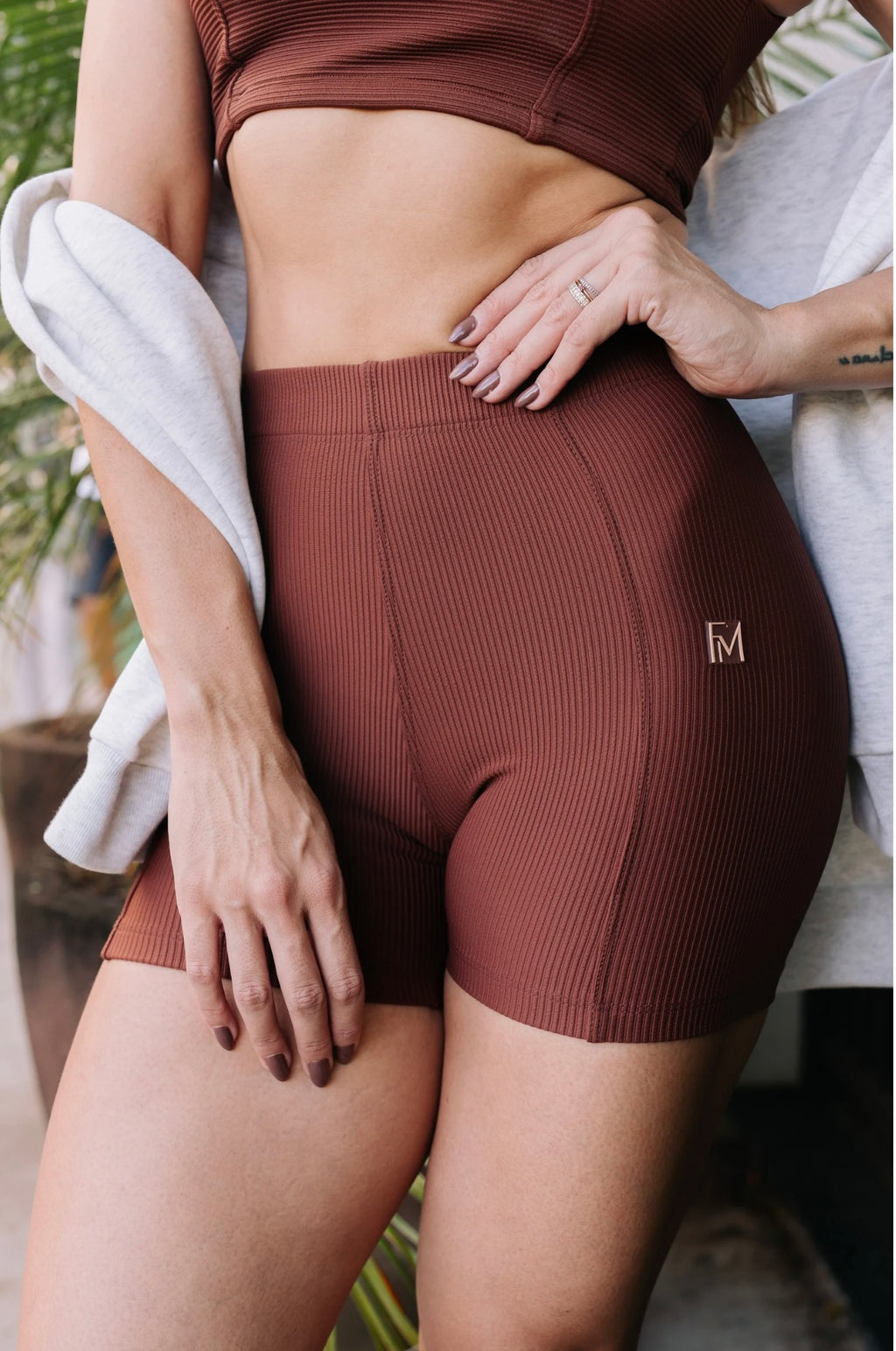 Conjunto Canelado Shorts Marrom
